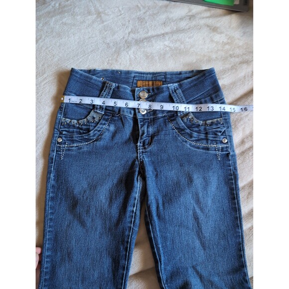 Classic blue skinny jeans size 7 with gem stones - Picture 2 of 8